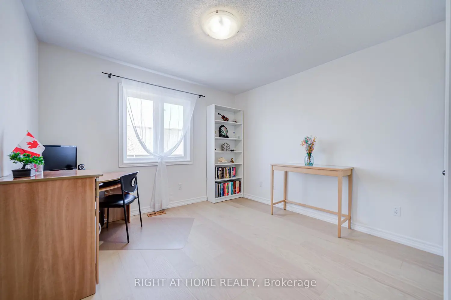 Additional image 7 of 3064 Highbourne Crescent