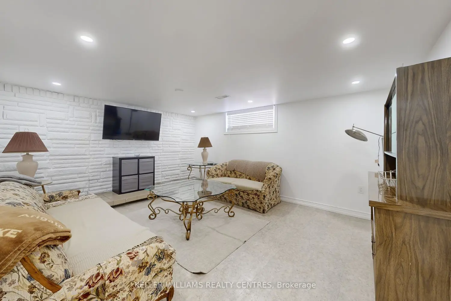 Additional image 11 of 549 Rustic Road