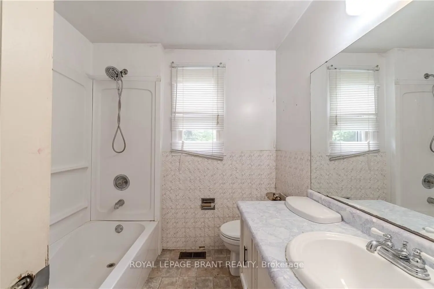 Additional image 5 of 978 Norfolk Street