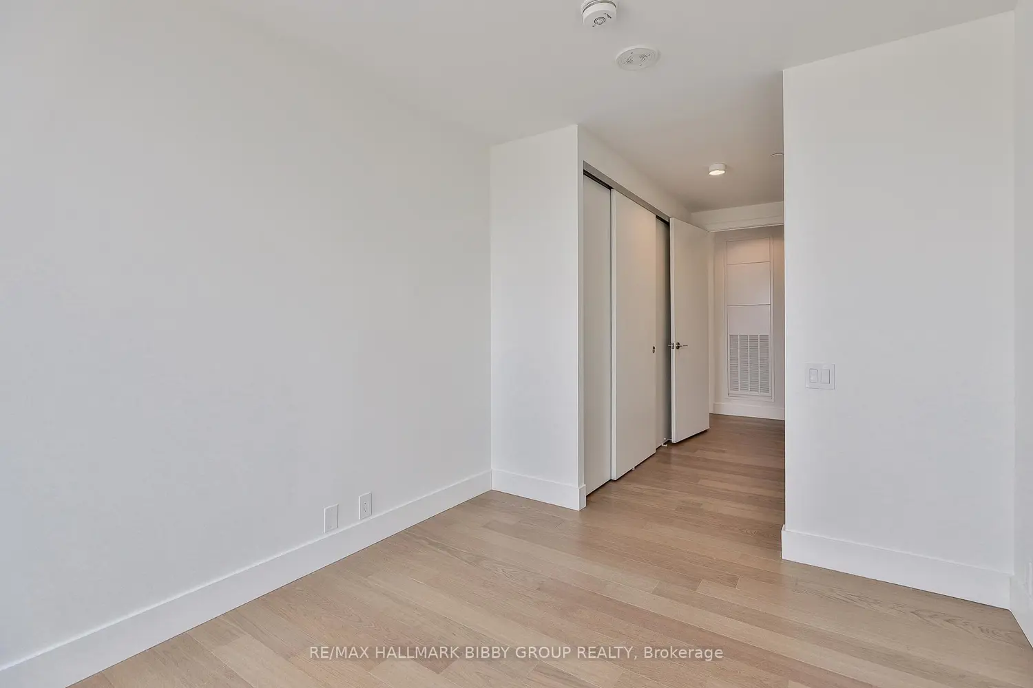 Additional image 11 of 1414 Bayview Avenue 310
