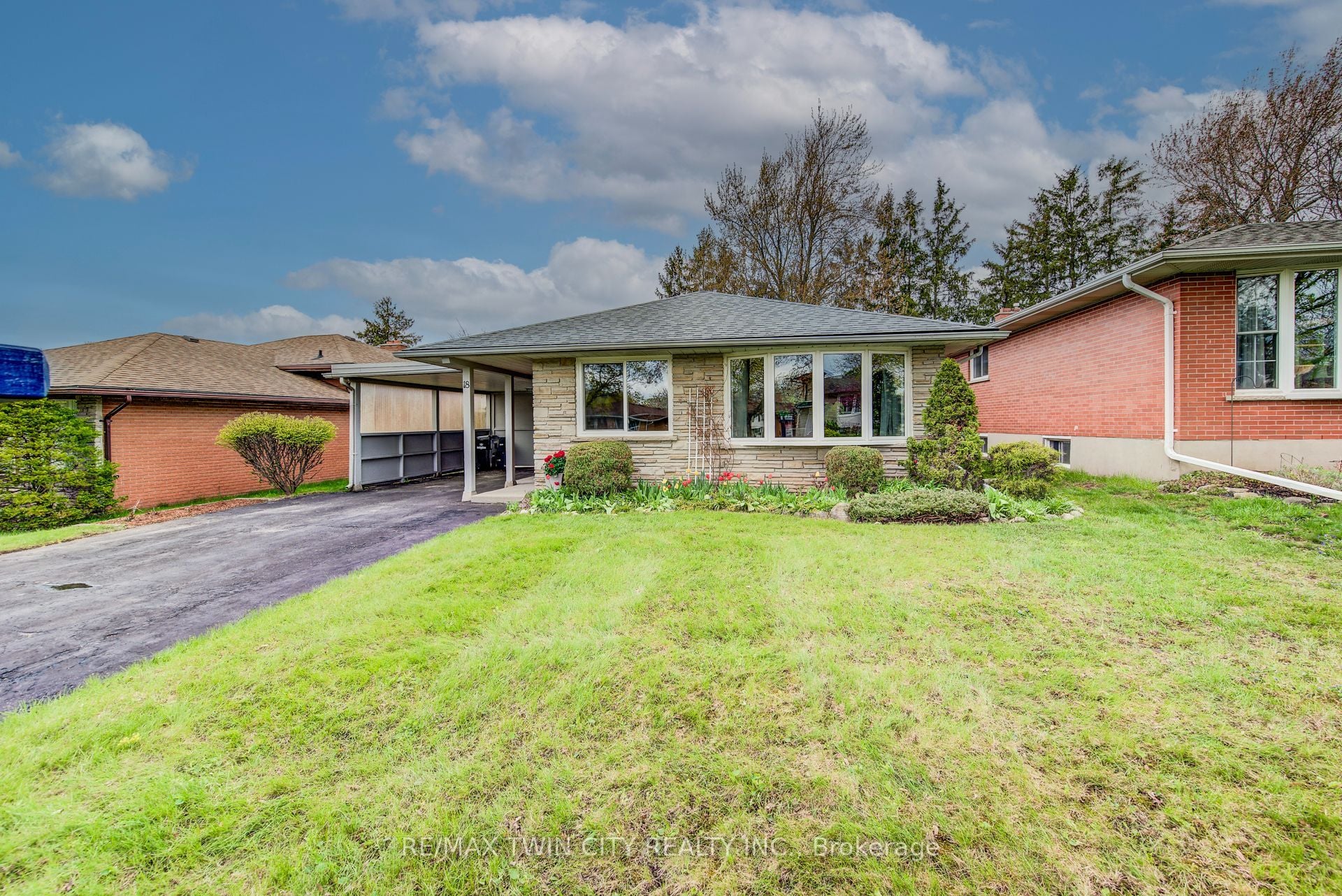 Additional image 6 of 18 Queenston Crescent, Kitchener, ON, N2B 2V5