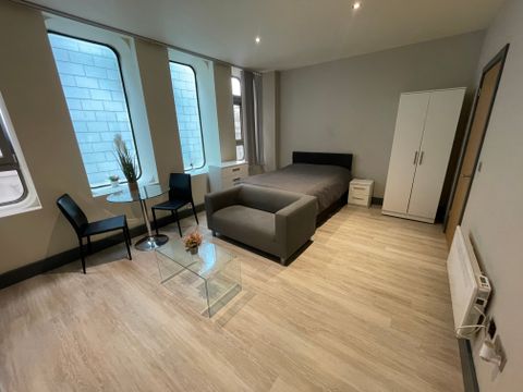Rumford Street, Liverpool L2, Studio to rent