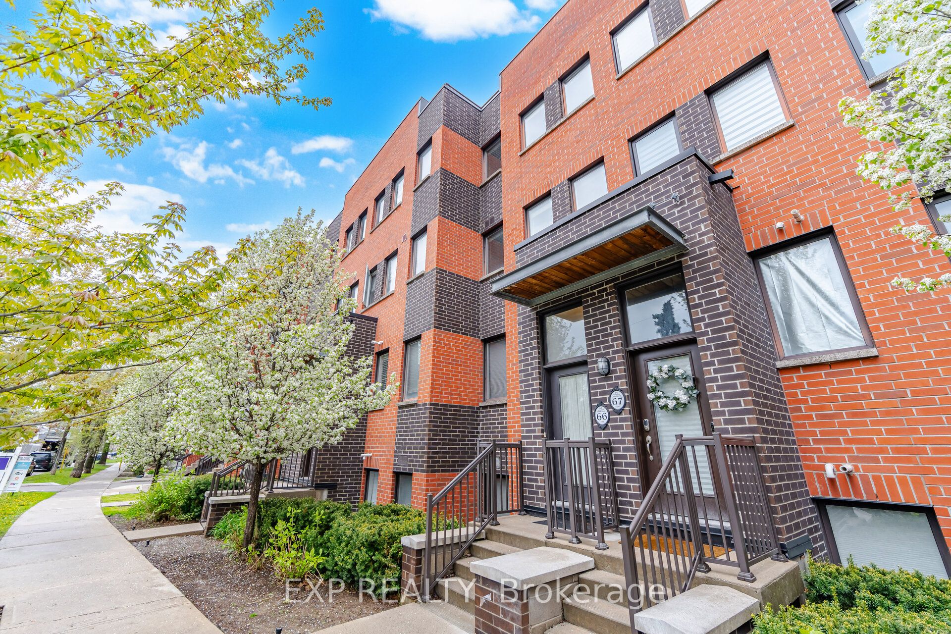 66-60 Winston Park Boulevard, Toronto, ON, M3K 0A4