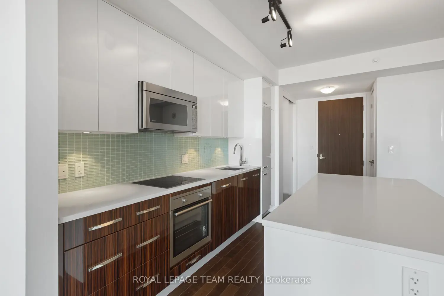 Additional image 4 of 111 Champagne Avenue 1506