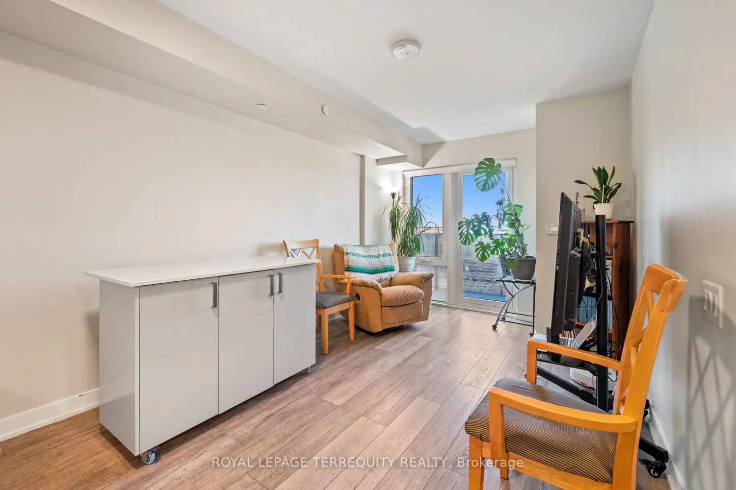 Additional image 4 of 38 Monte Kwinter Court 414