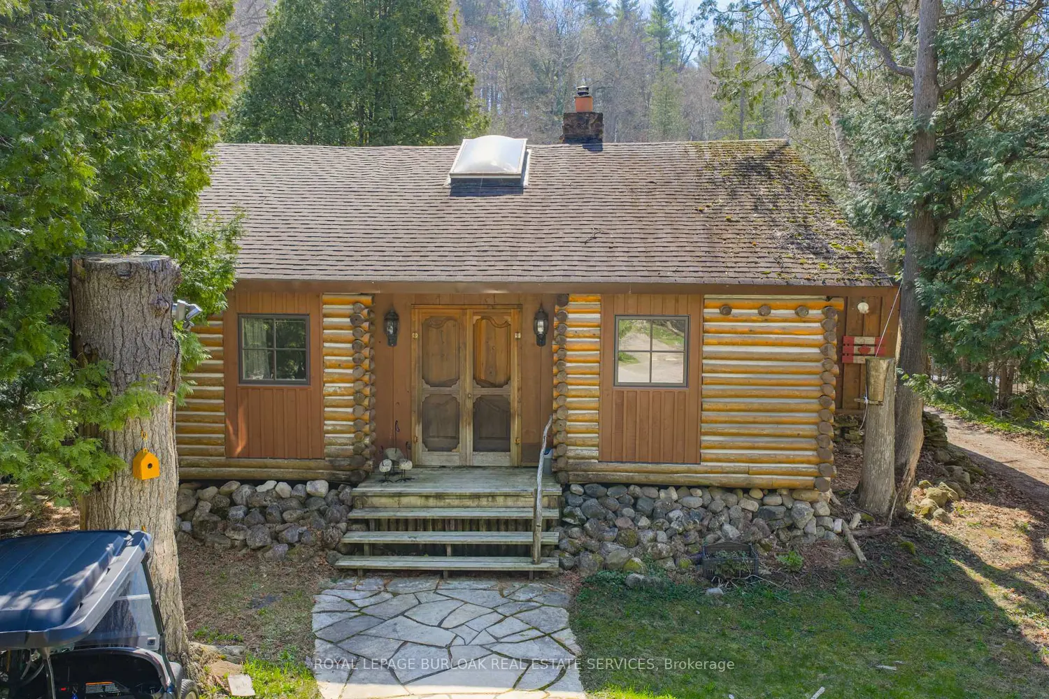 6099 Cedar Grove photo 2