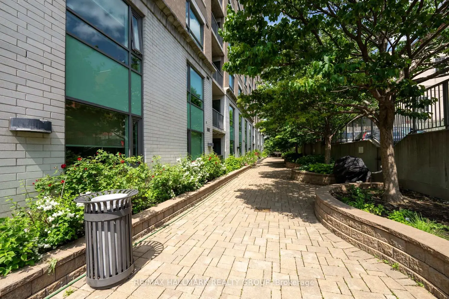 Additional image 18 of 200 Besserer Street 1007