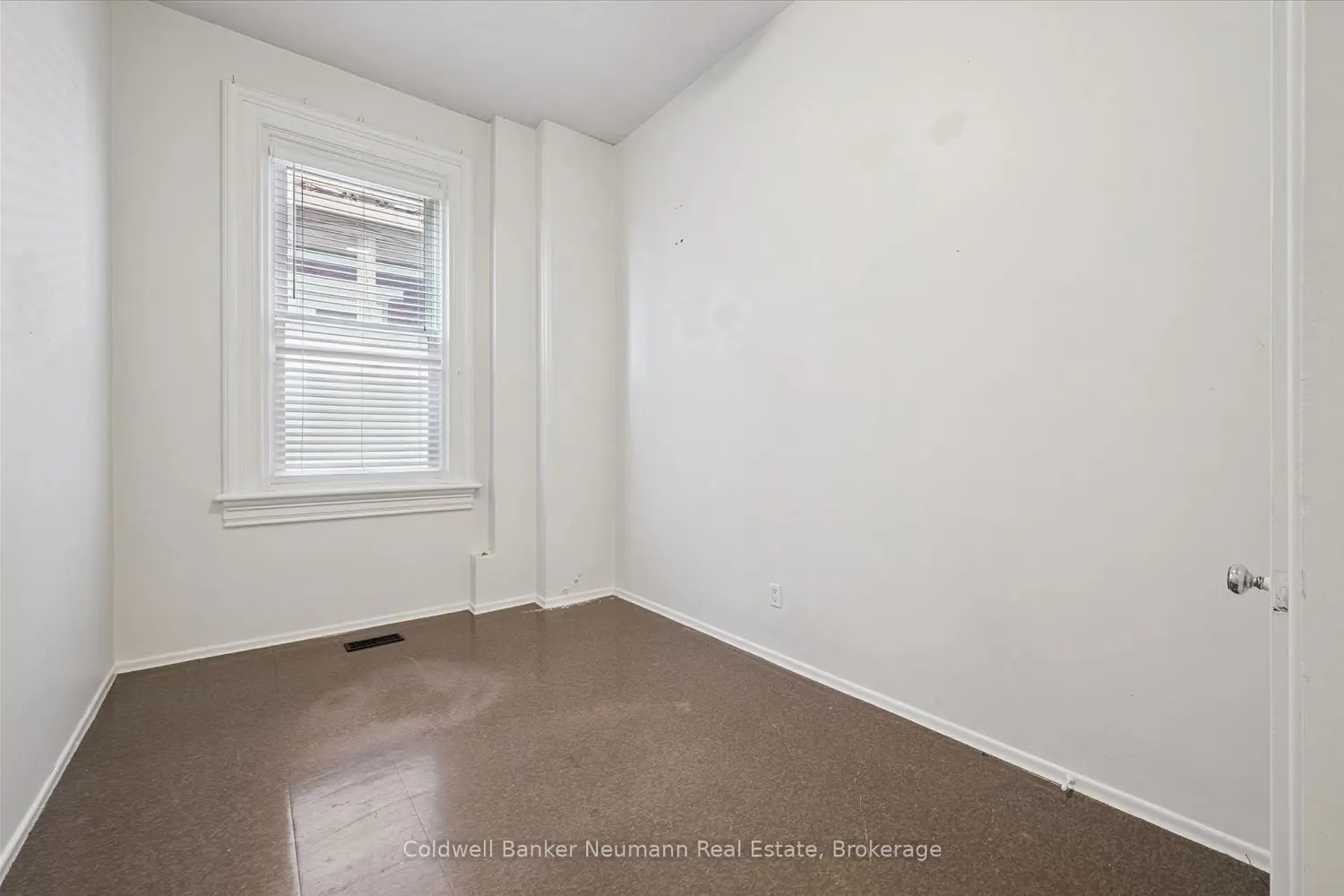 7 Cambridge Street photo 2