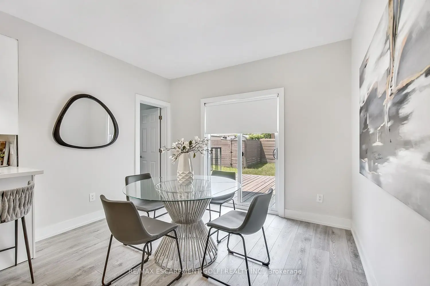 Additional image 8 of 221 Rosslyn Avenue