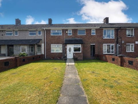 Fairthorn Walk, Northwood L33