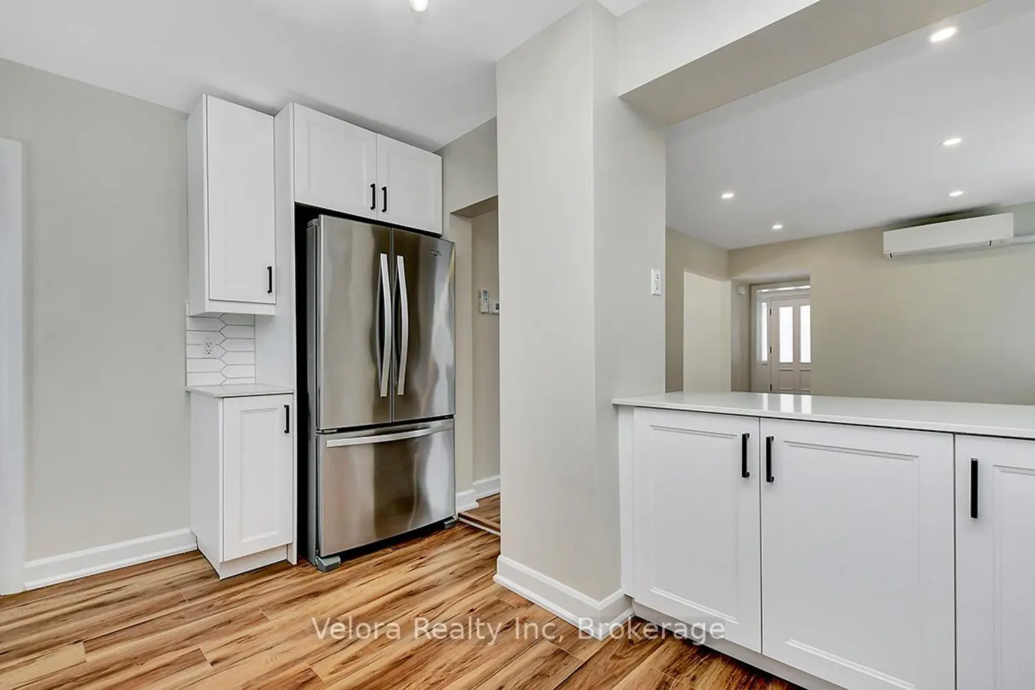 Additional image 4 of 301 Zephyr Avenue