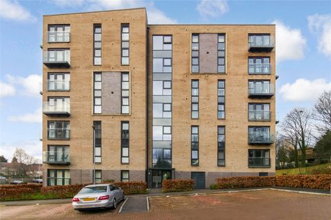Dorchester Avenue, Kelvindale, Glasgow G12