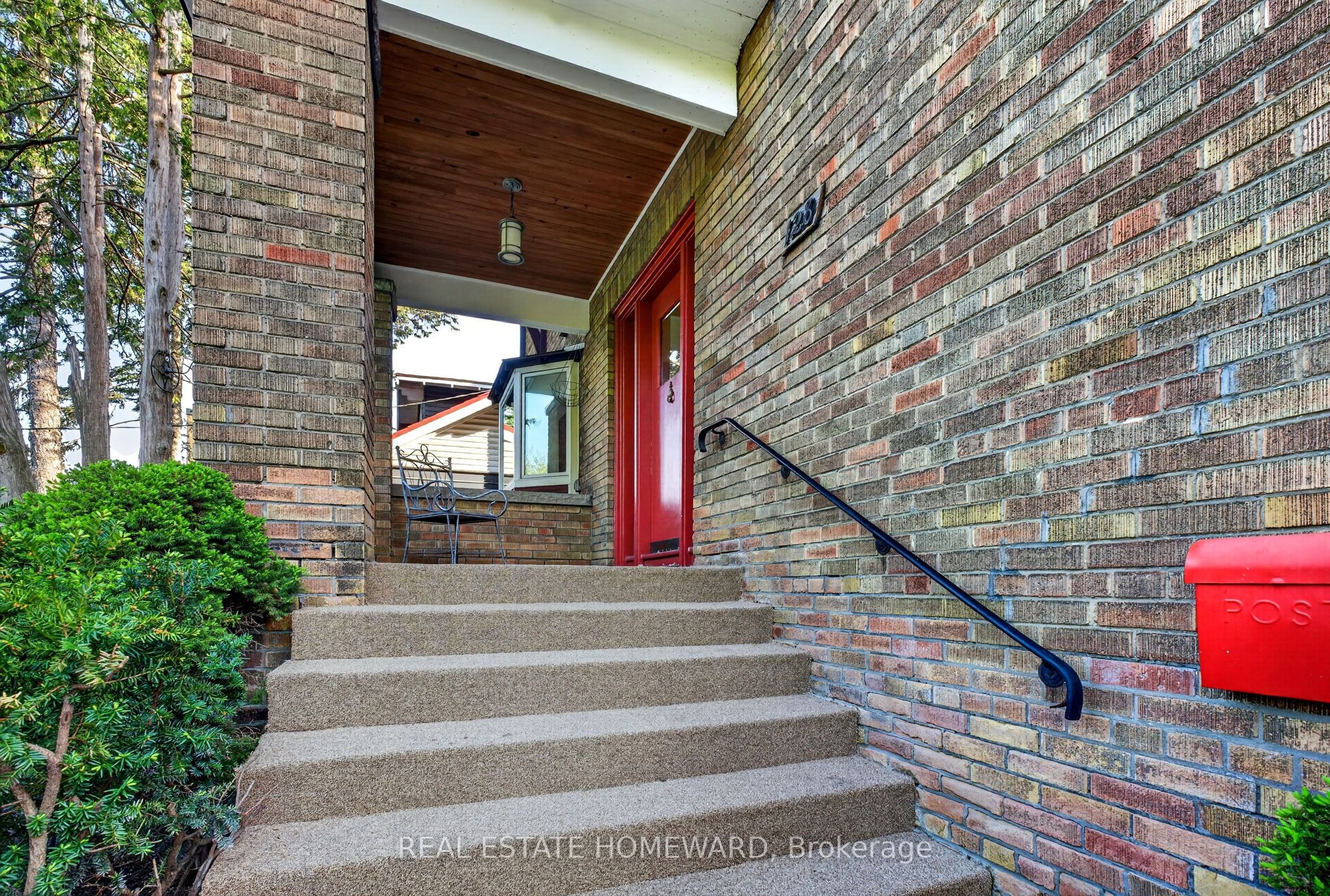 Additional image 6 of 128 Glen Manor Drive, Toronto, ON, M4E 2X6