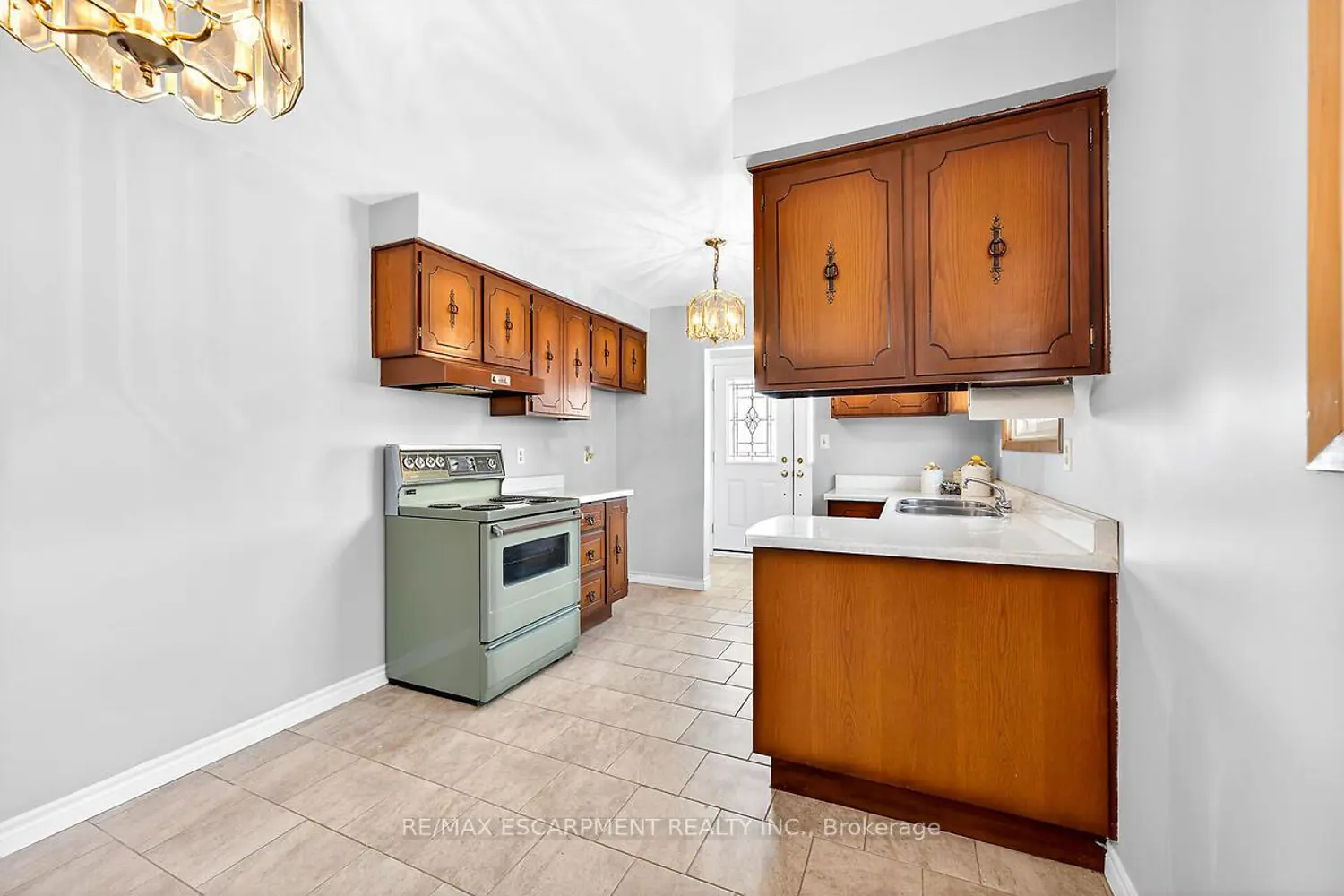 Additional image 5 of 35 Rangeview Court