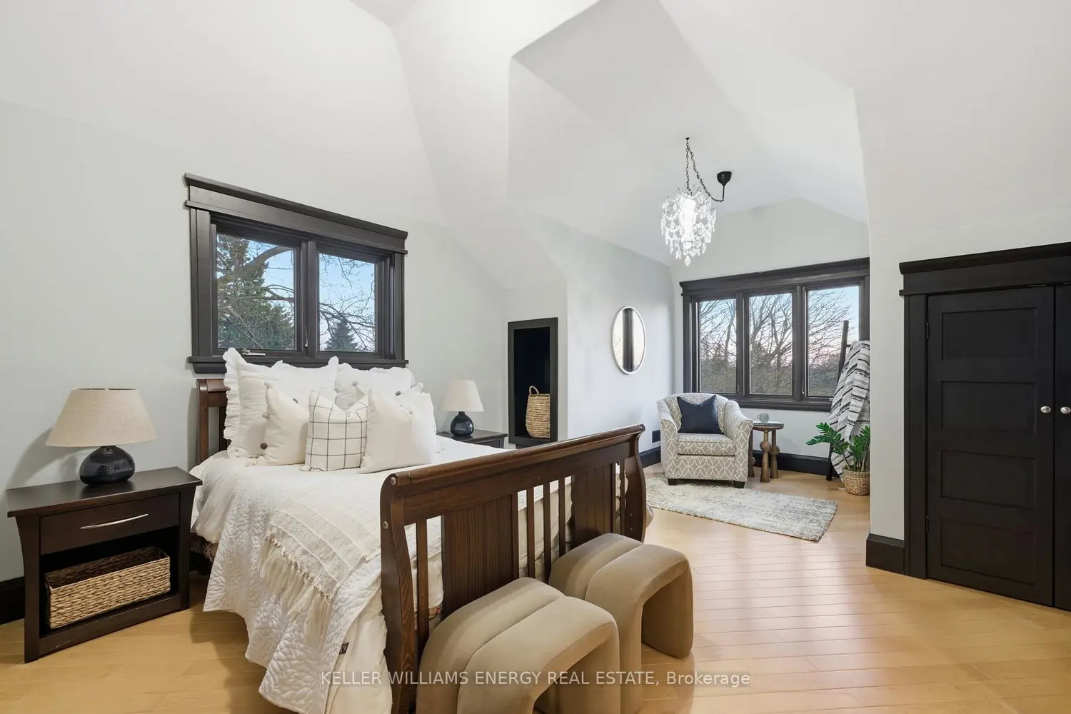 4858 Trulls Road photo 4