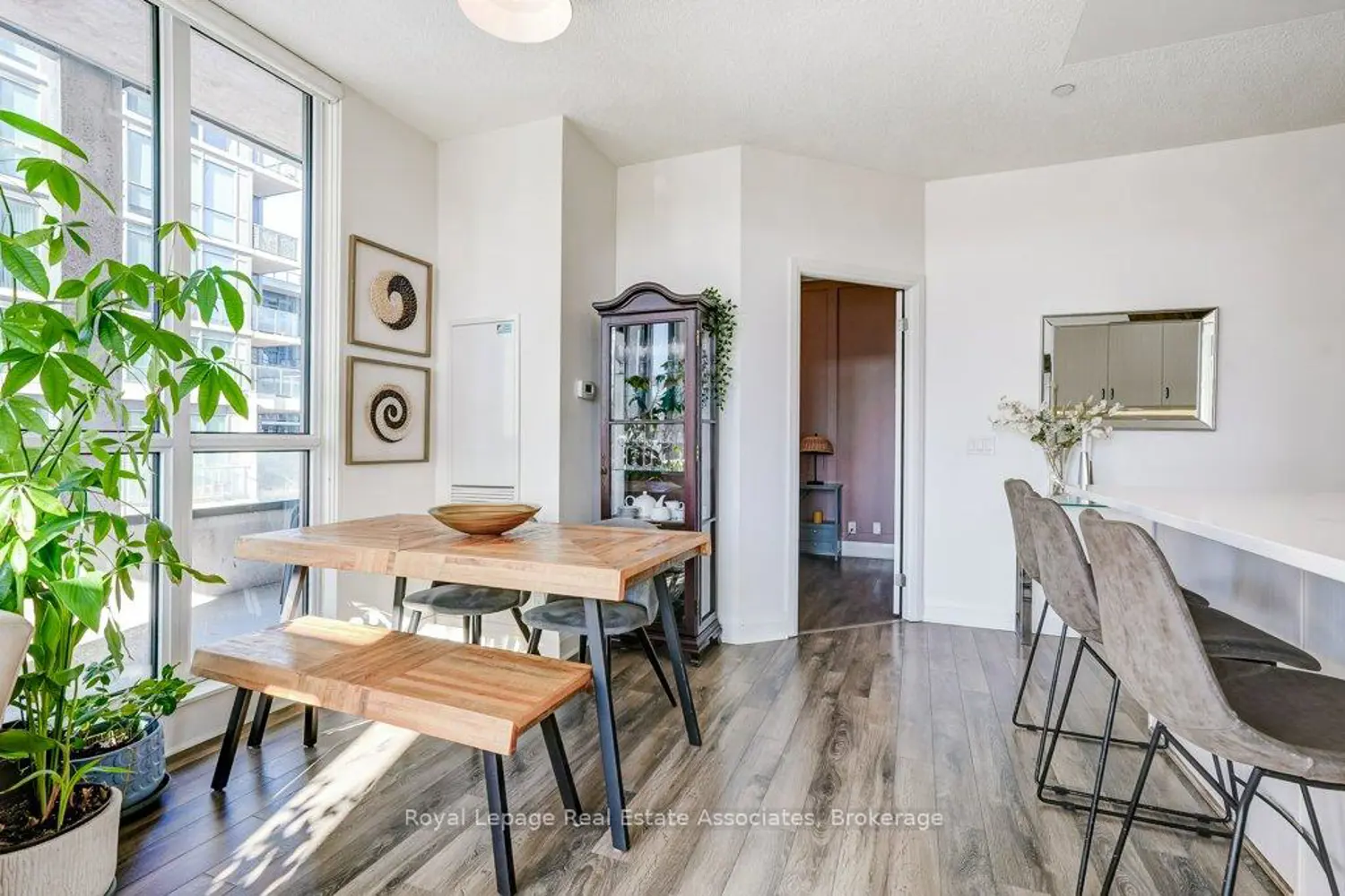 Additional image 10 of 15 Zorra Street 209