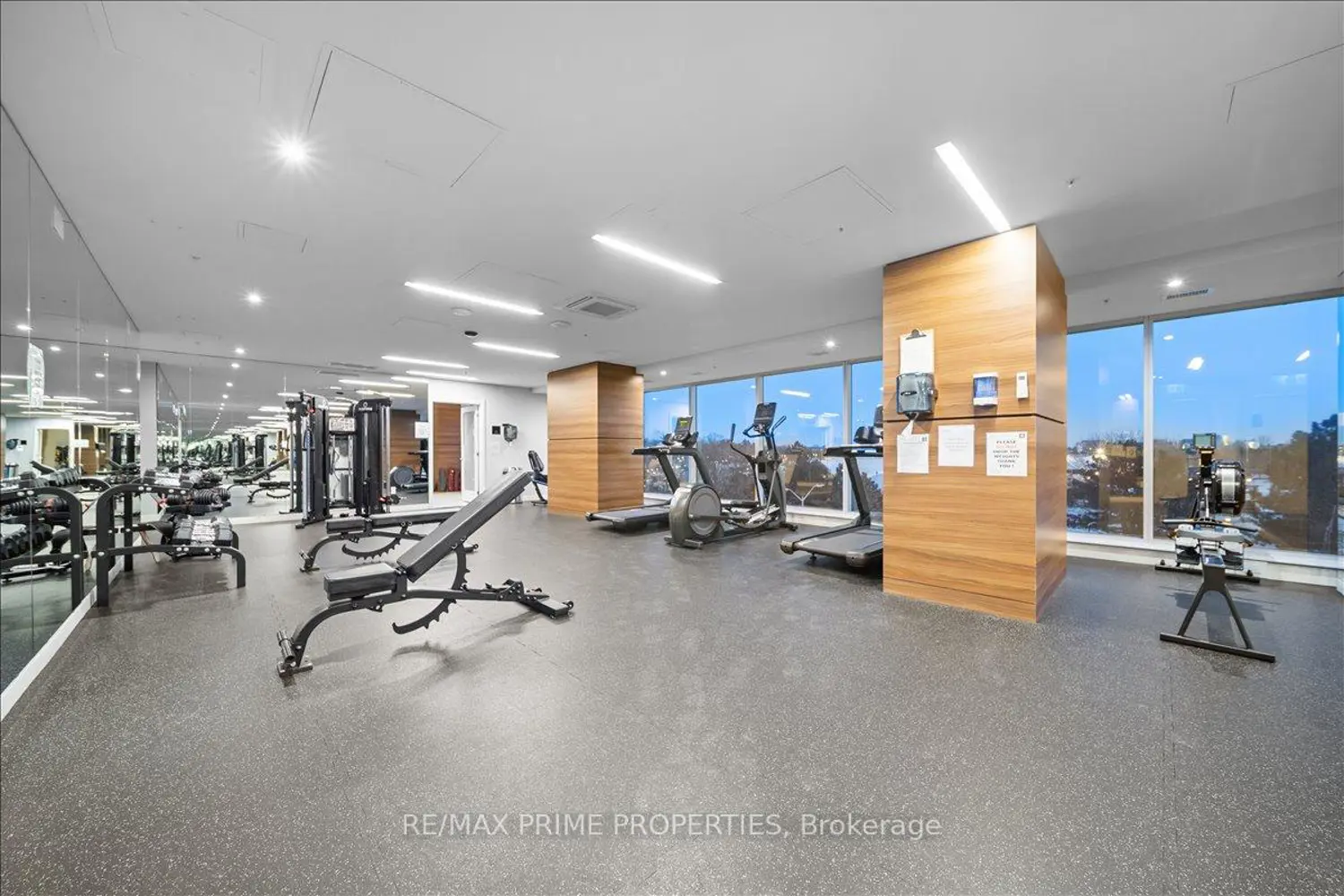 Additional image 15 of 805 Carling Avenue 3705