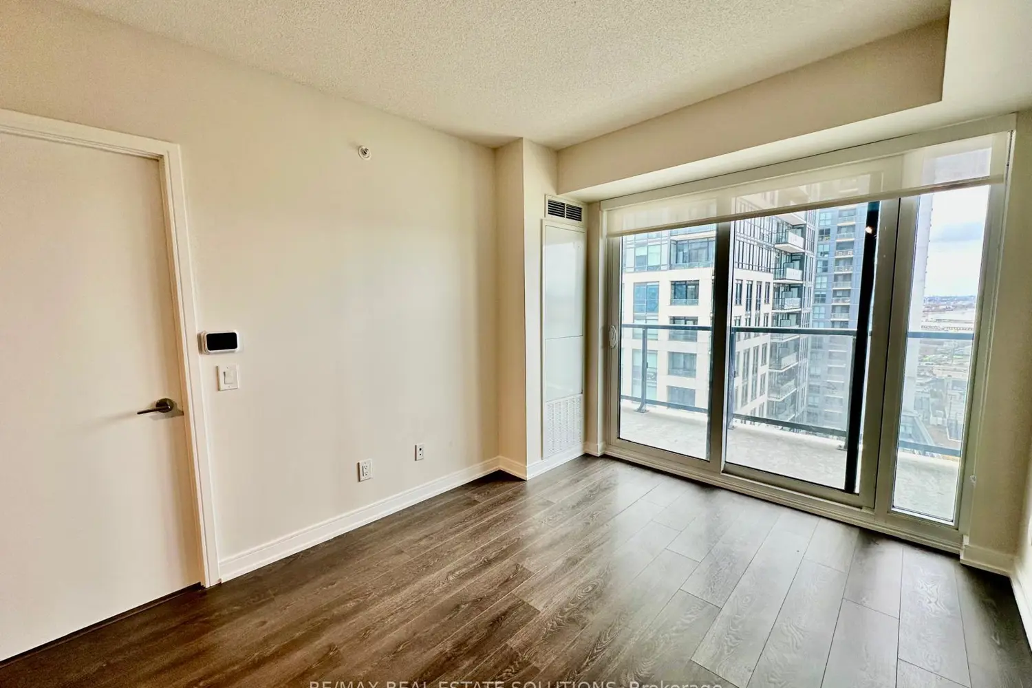 Additional image 6 of 30 Samuel Wood Way 1611