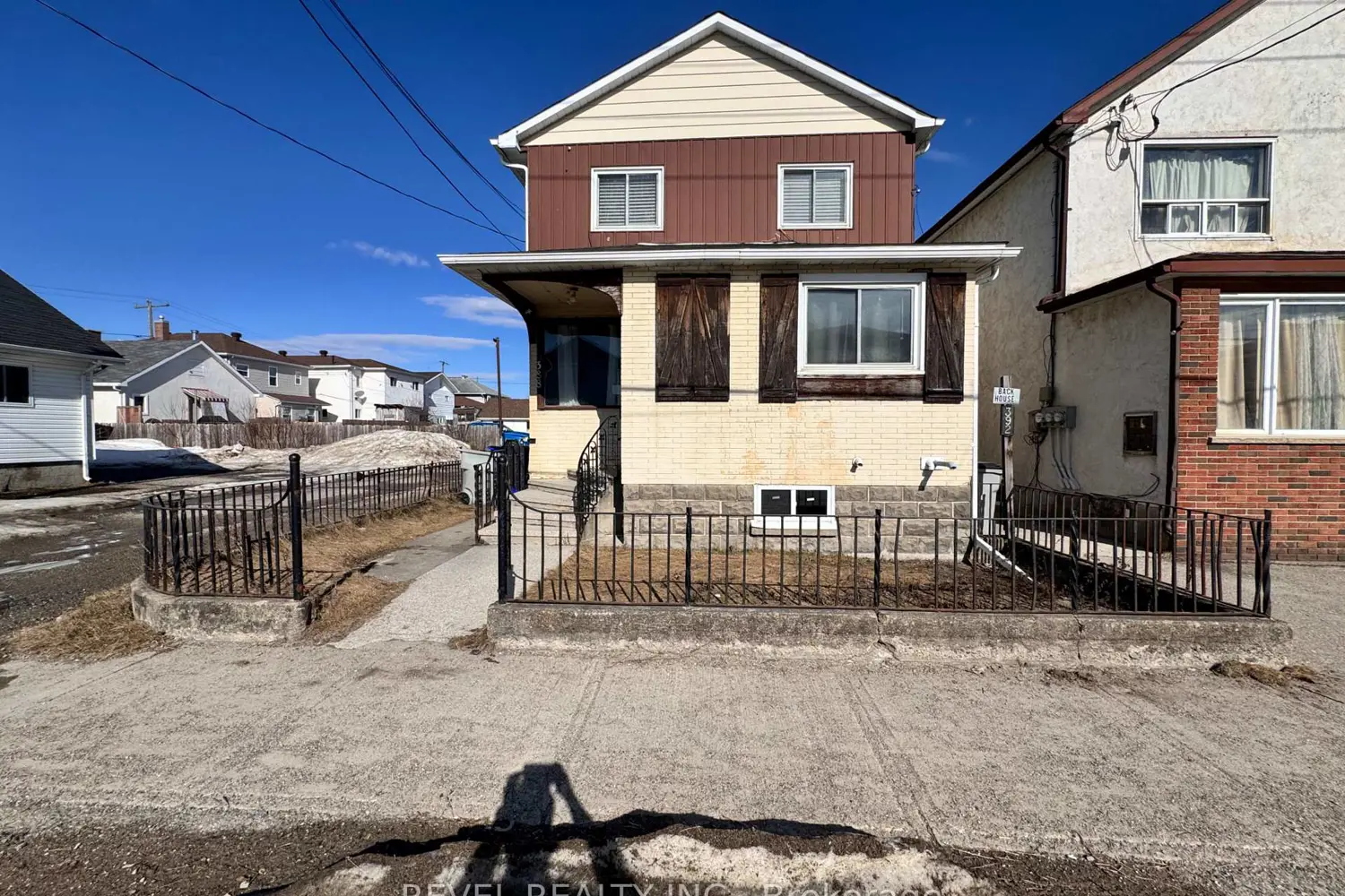 388 Pine Street