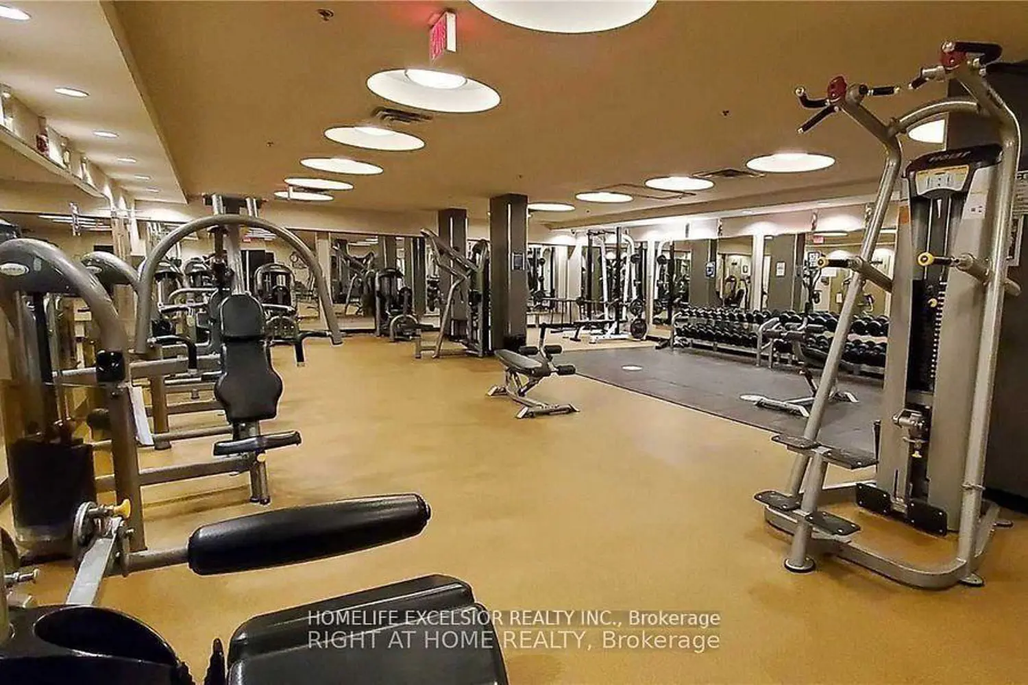 Additional image 18 of 4033 Hurontario Street 419
