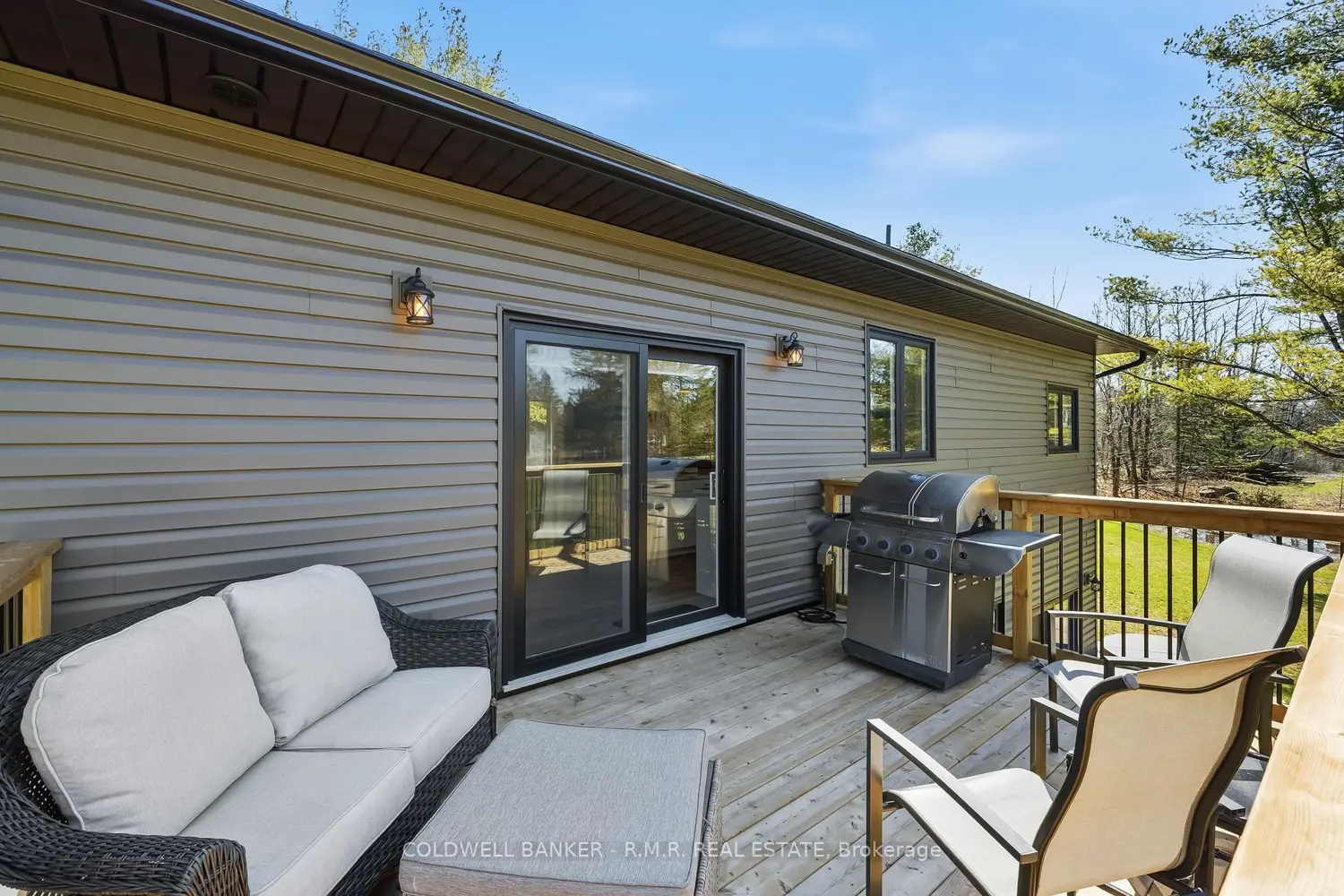 289 Tully's Road photo 2
