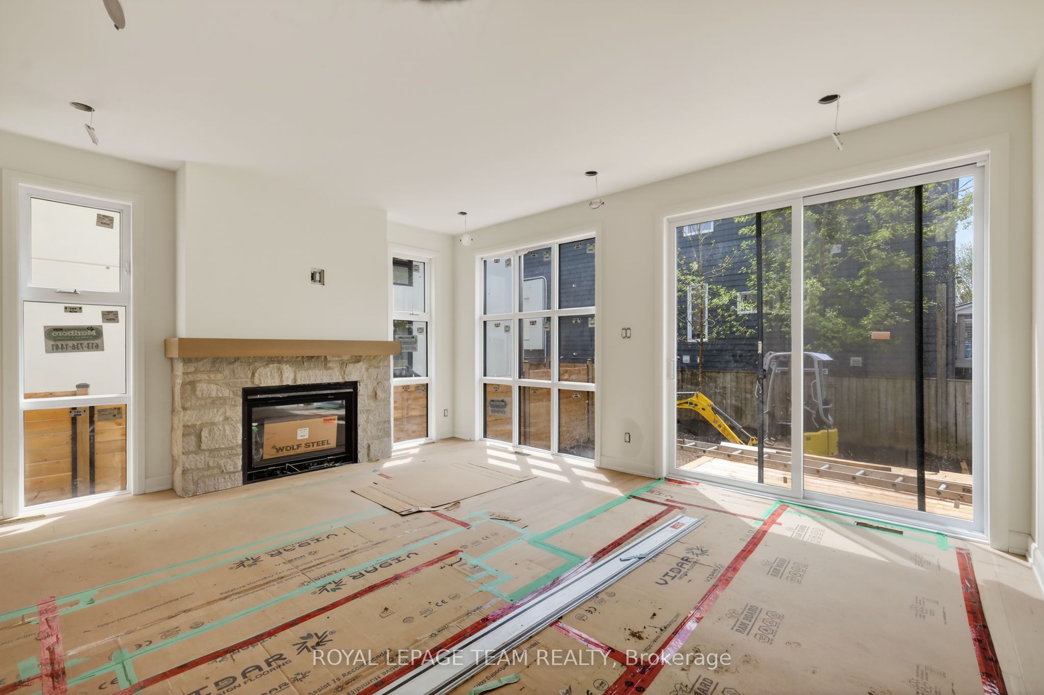 A-608 Tweedsmuir Avenue, Ottawa, ON, K1Z 5P3 photo 5