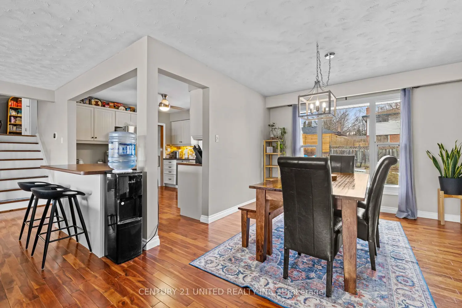 1277 Olympus Avenue photo 4