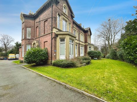 North Drive, Liverpool L15
