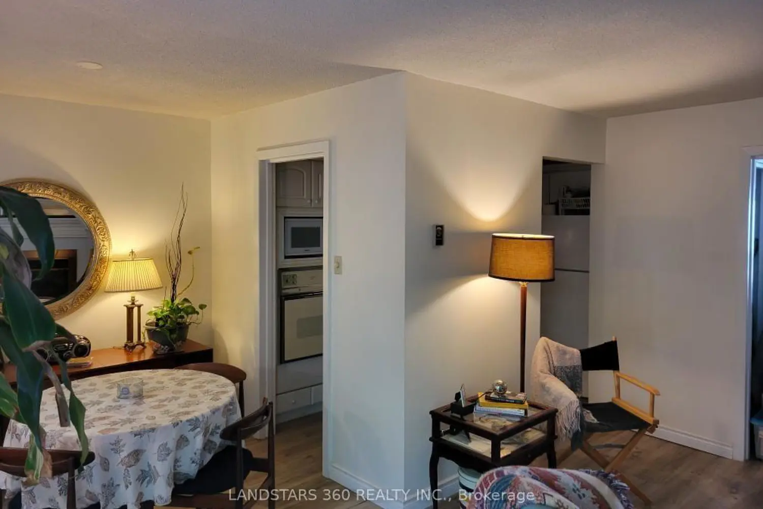 6 Bowman Way 147 photo 5