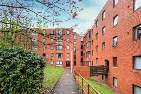 Buccleuch Street, Garnethill, Glasgow G3