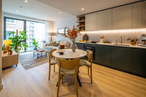 The Maple NW2