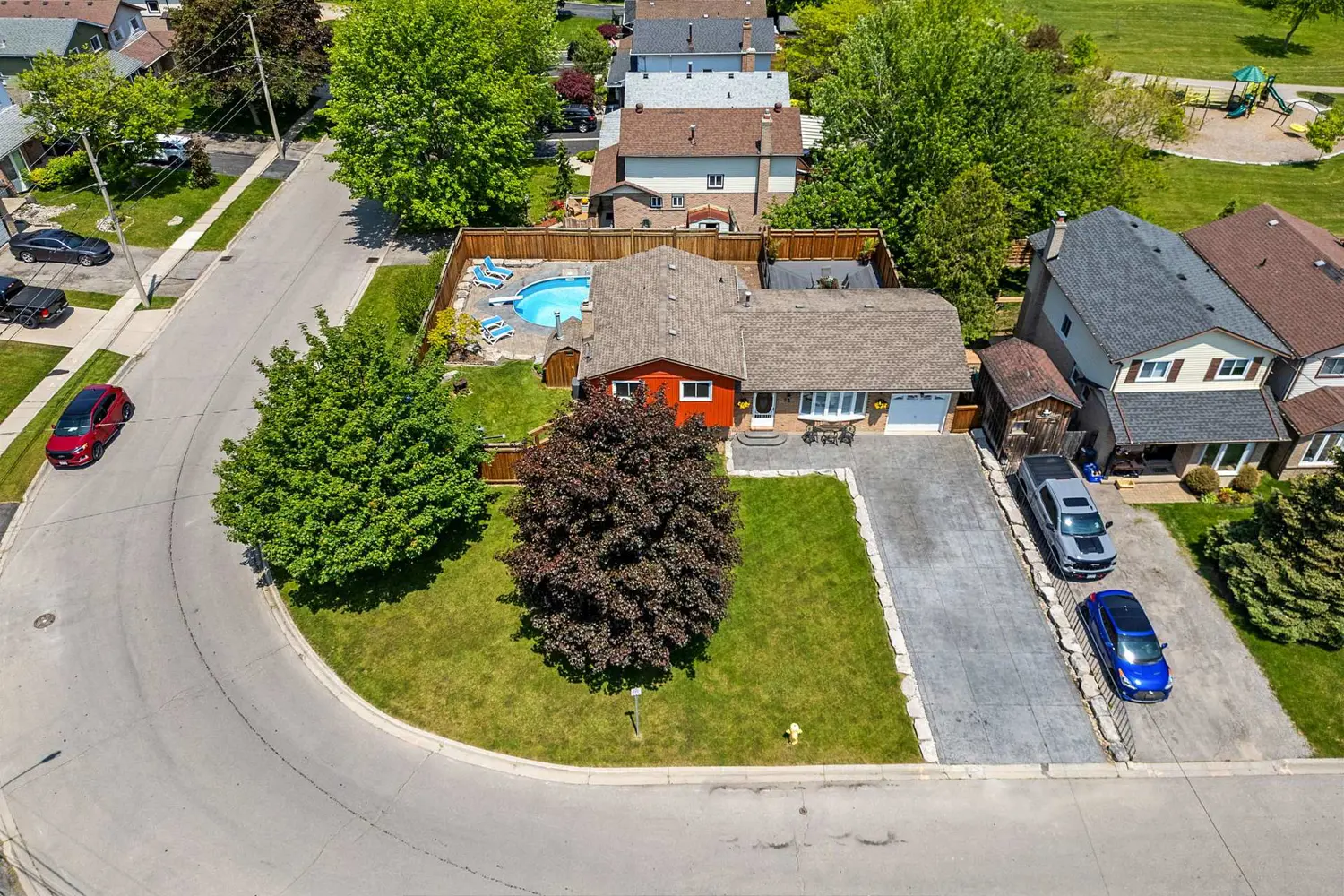 25 Burke Drive photo 2
