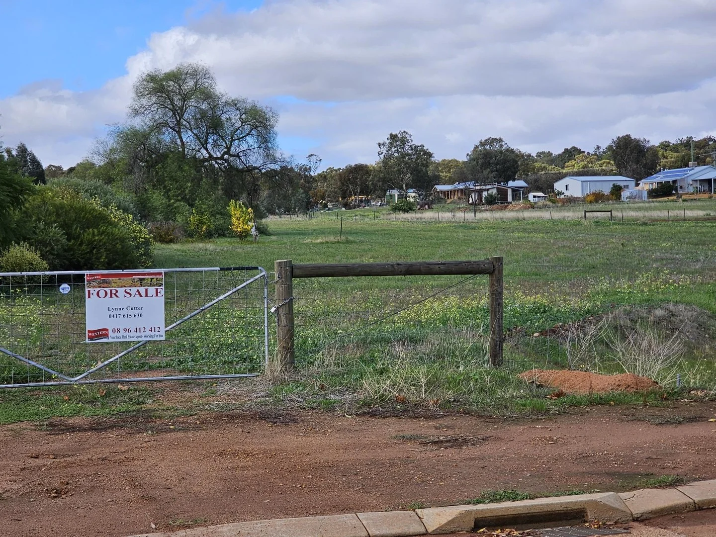 Additional image 4 of York WA 6302