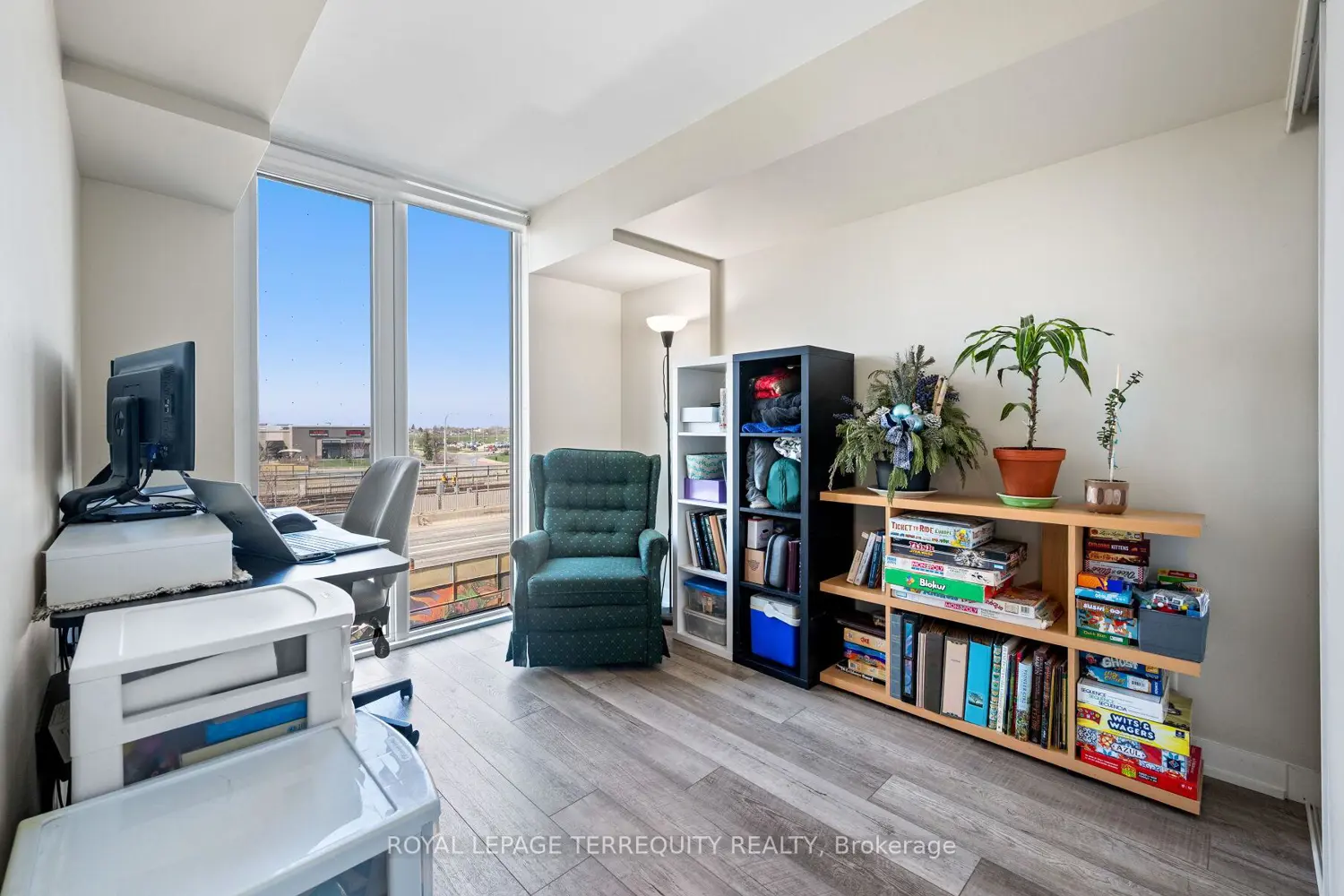 Additional image 8 of 38 Monte Kwinter Court 414
