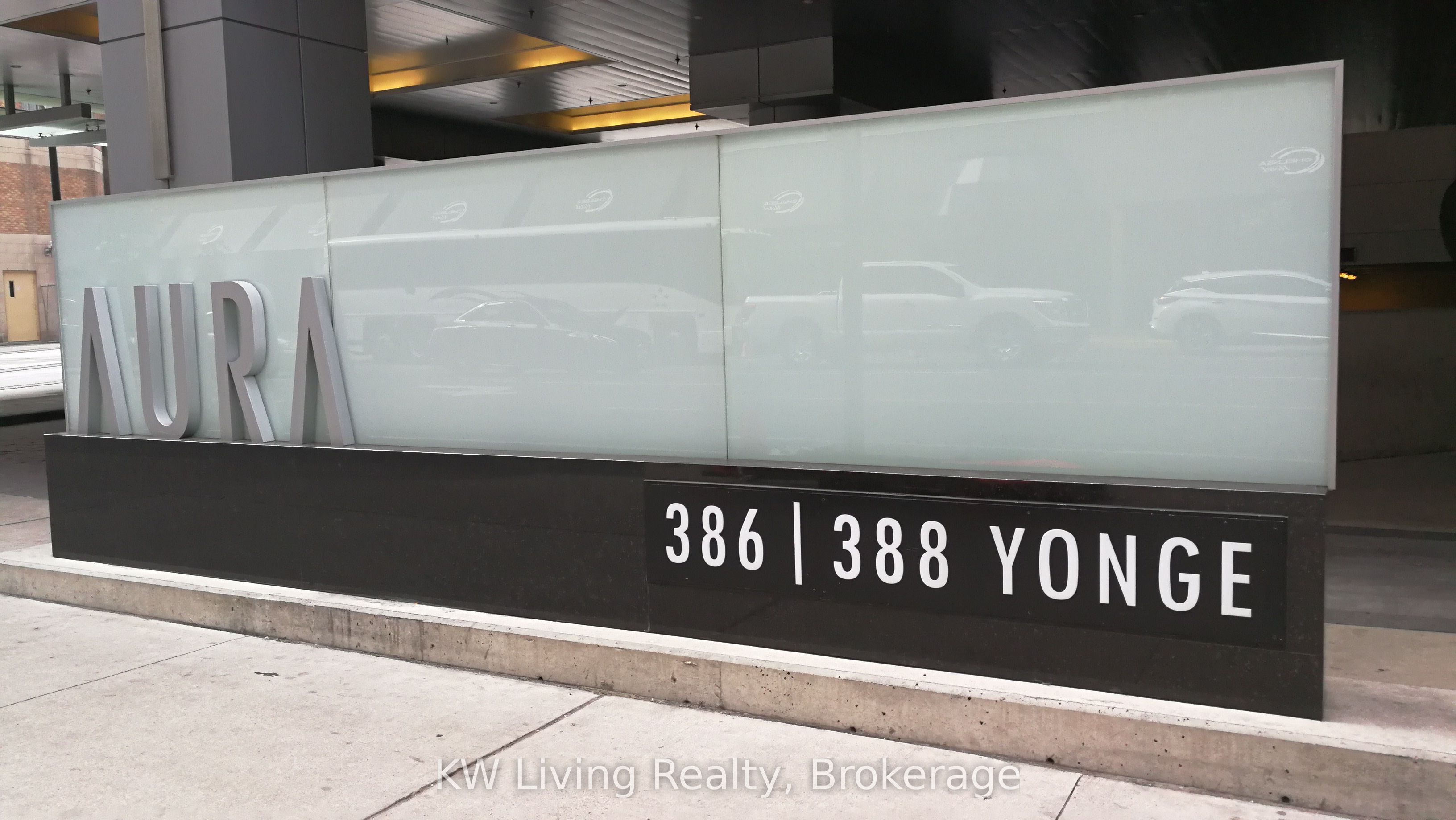 Additional image 2 of 1814-386 Yonge Street, Toronto, ON, M5B 0A5