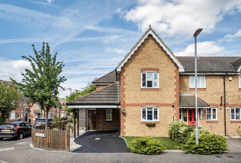 Fuchsia Close, Rush Green, Romford RM7