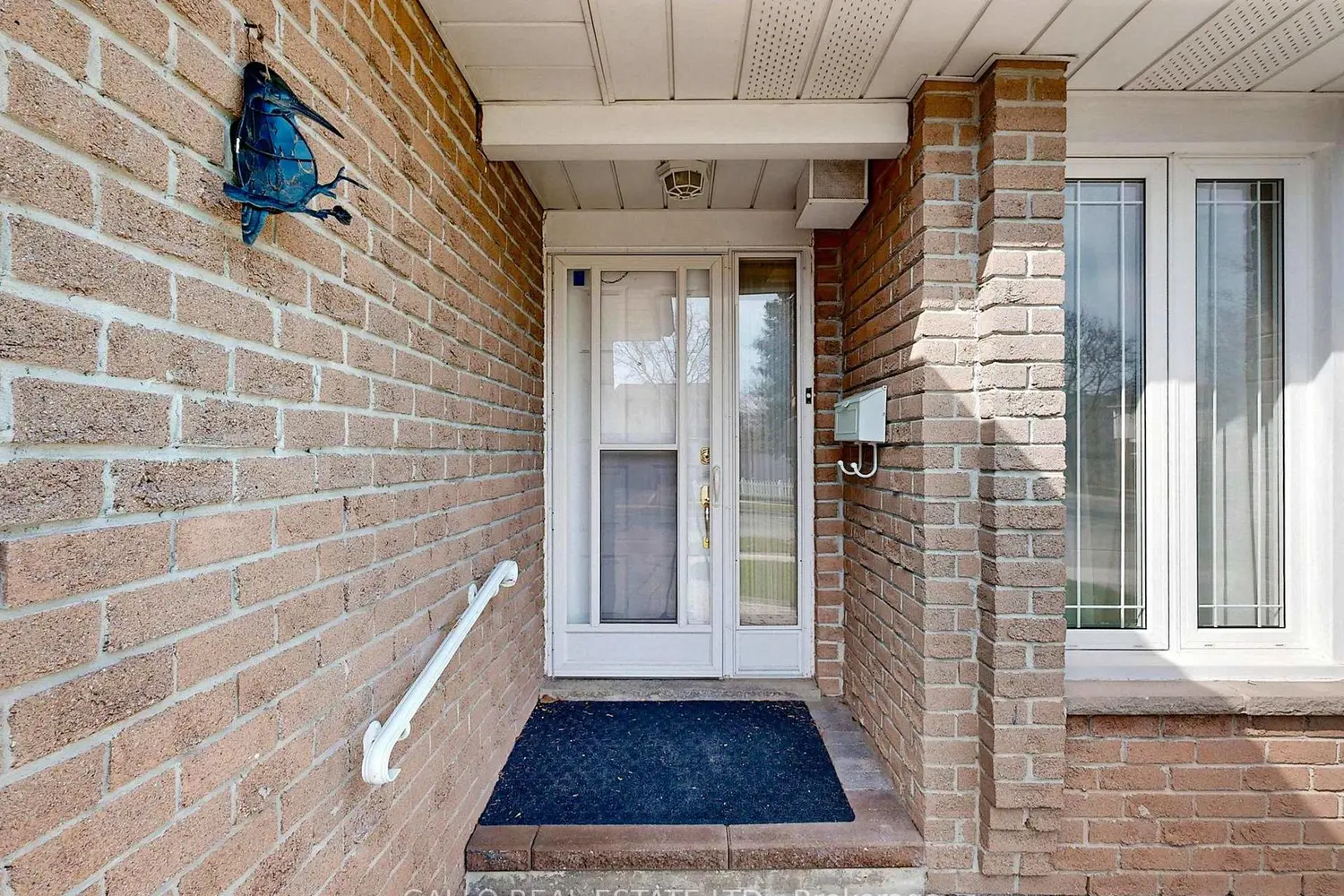 155 Goldhawk Trail