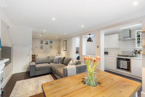 272 Earlsfield Road, London SW18