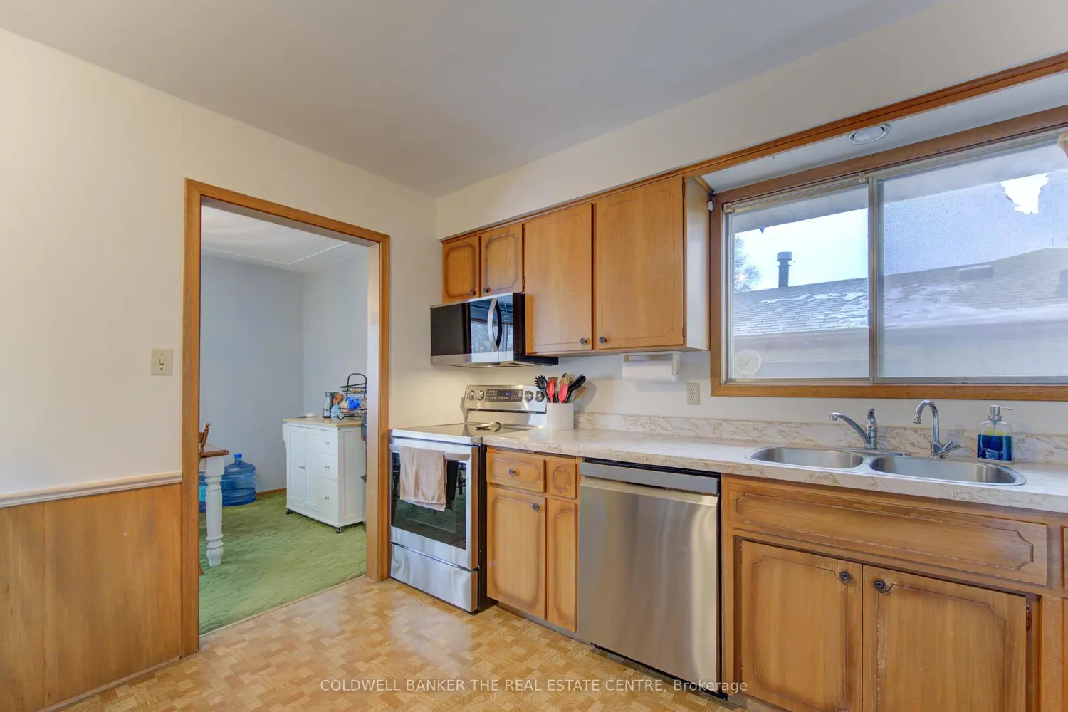 Additional image 5 of 98 Shea Crescent