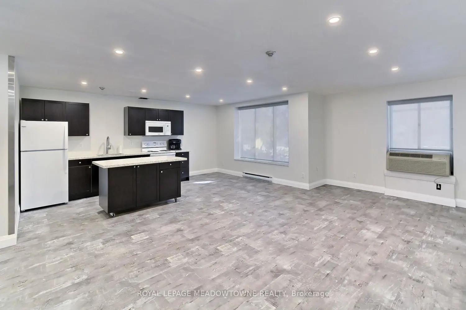 Additional image 16 of 6720 Glen Erin Drive 1013