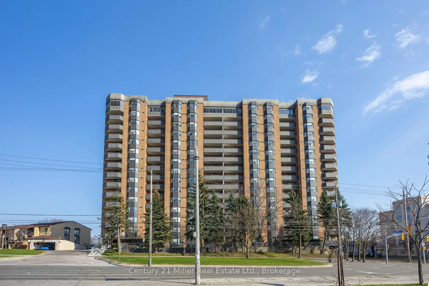 3845 Lake Shore Boulevard 411