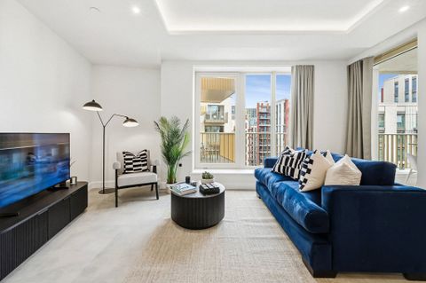 Embassy Boulevard, 29 Linear Place SW11