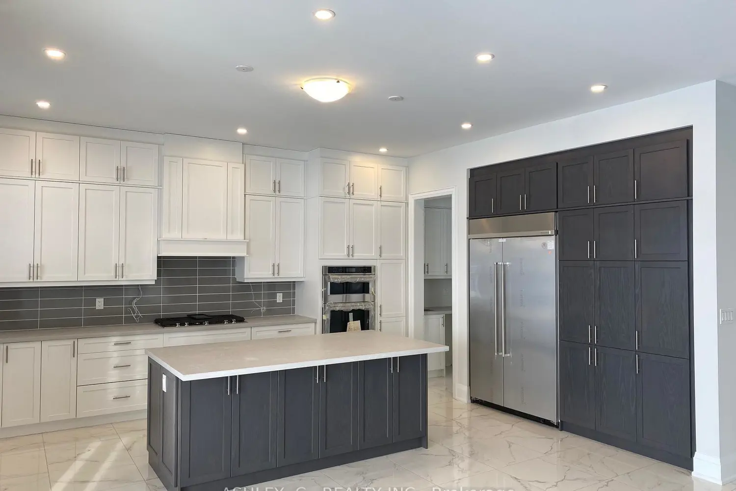 98 William Crisp Drive photo 5