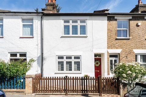 Merton Road, Enfield EN2