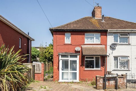 Dings Walk, St Philips, Bristol BS2