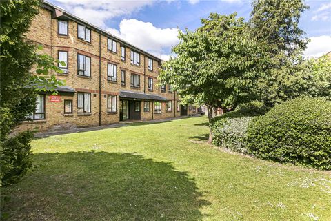 St. Stephens Road, Hounslow TW3