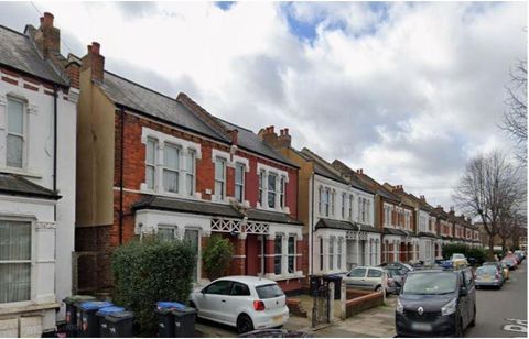 Elmdale Road, Arnos Grove, Finchley, Trent Park, Palmers Green, London N13