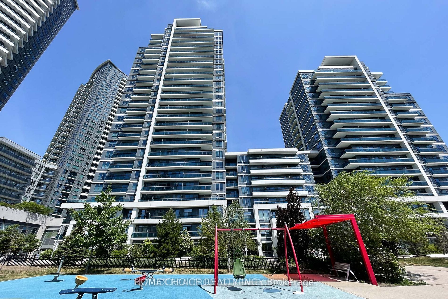 PH103-7165 Yonge Street, Markham, ON, L3T 0C9