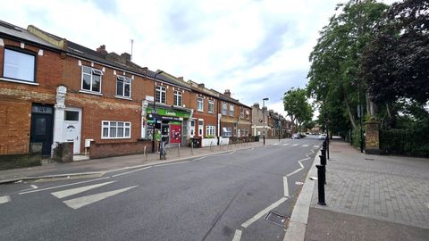Coppermill Lane, London E17