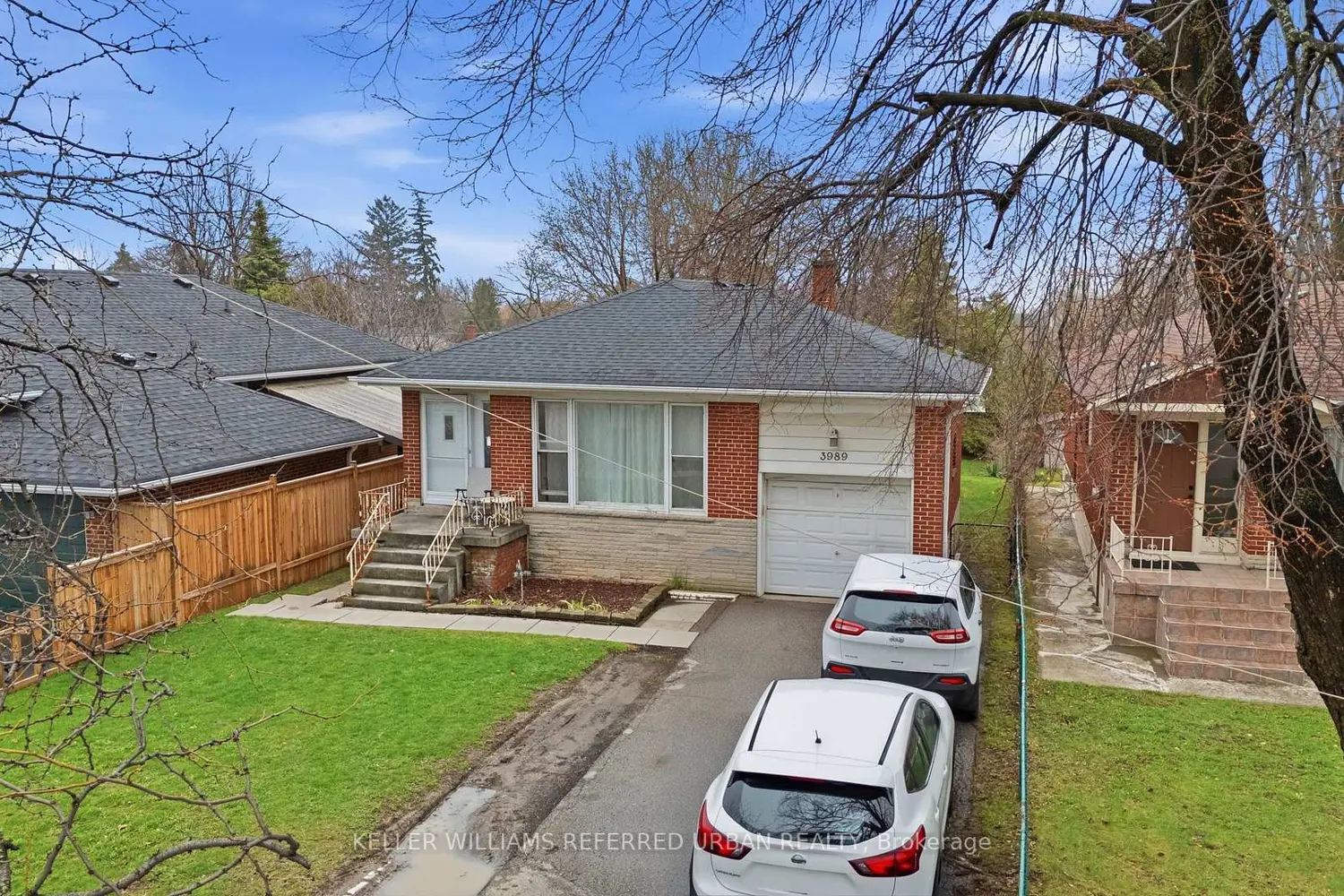 Additional image 10 of 3989 Bloor Street